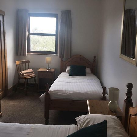 Dalys Accommodation Kilkenny Buitenkant foto