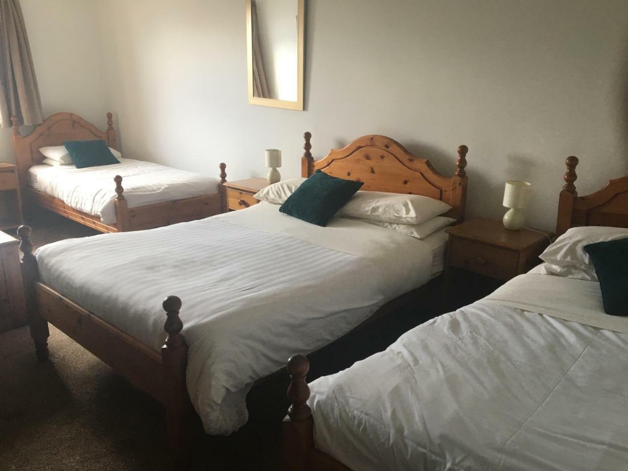 Dalys Accommodation Kilkenny Buitenkant foto